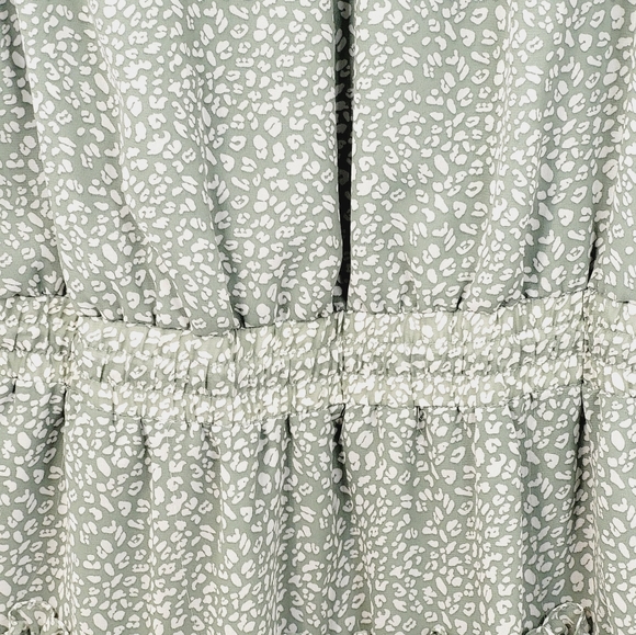 Pinch Lined Floral Dress Size Small NEW with Tag - Picture 6 of 12